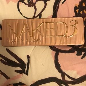 100% AUTHENTIC; NAKED 3 PALETTE Urban Decay